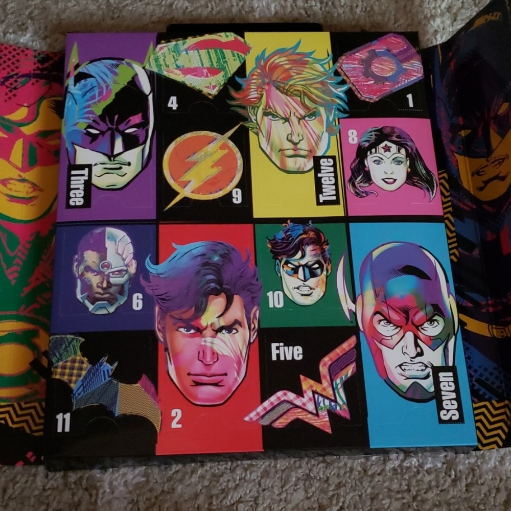 Marvel justice league Boys 12 days of socks - Picture 2 of 3